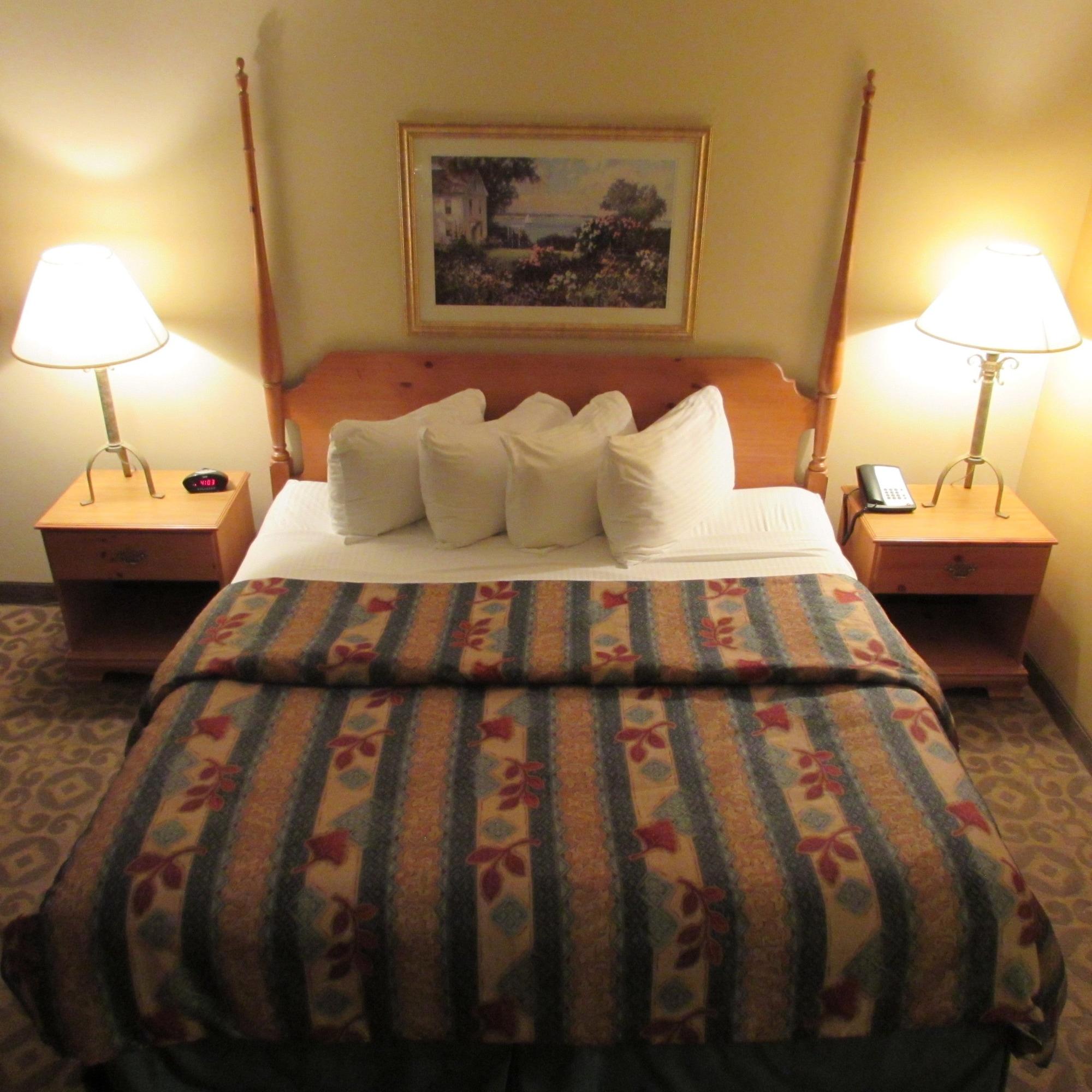 Magnuson Grand Pioneer And Inn