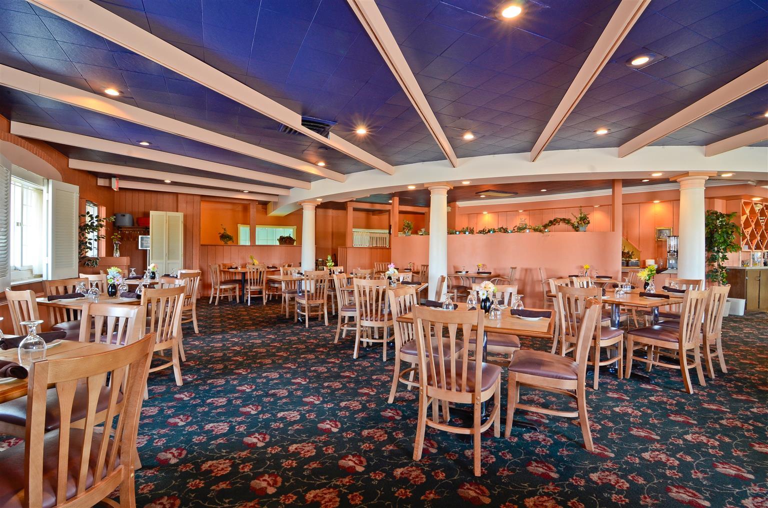 Gasthof Magnuson Grand Pioneer Inn&suites 3*